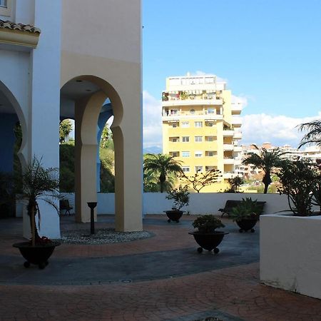 エステポナPuerto Blancoアパートメント エクステリア 写真