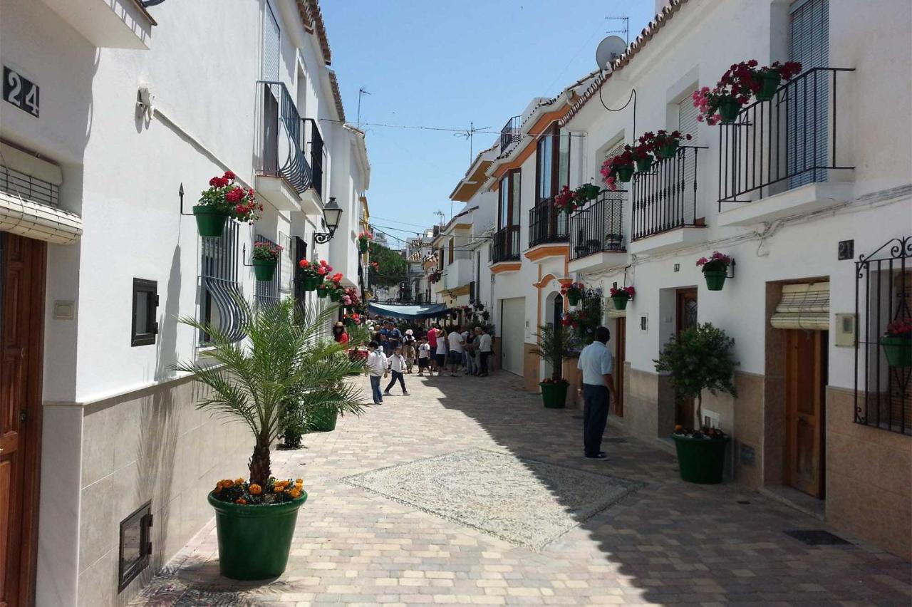 エステポナPuerto Blancoアパートメント エクステリア 写真